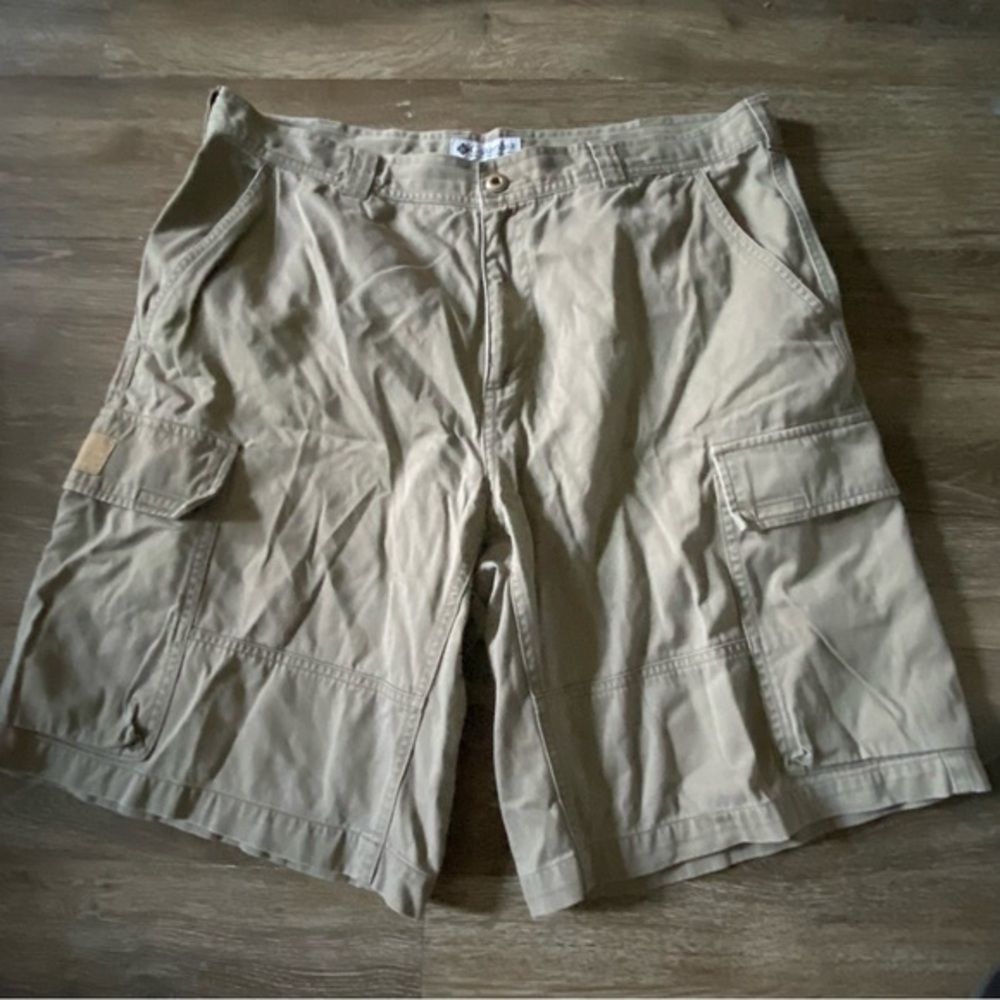 Columbia Cargo Shorts Mens Size 36‎ Pockets Front & Back